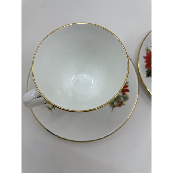 Sadler Wellington Bone China Poinsettia Tea Cups & Saucers Set of 2 Holiday - Picture 9 of 10